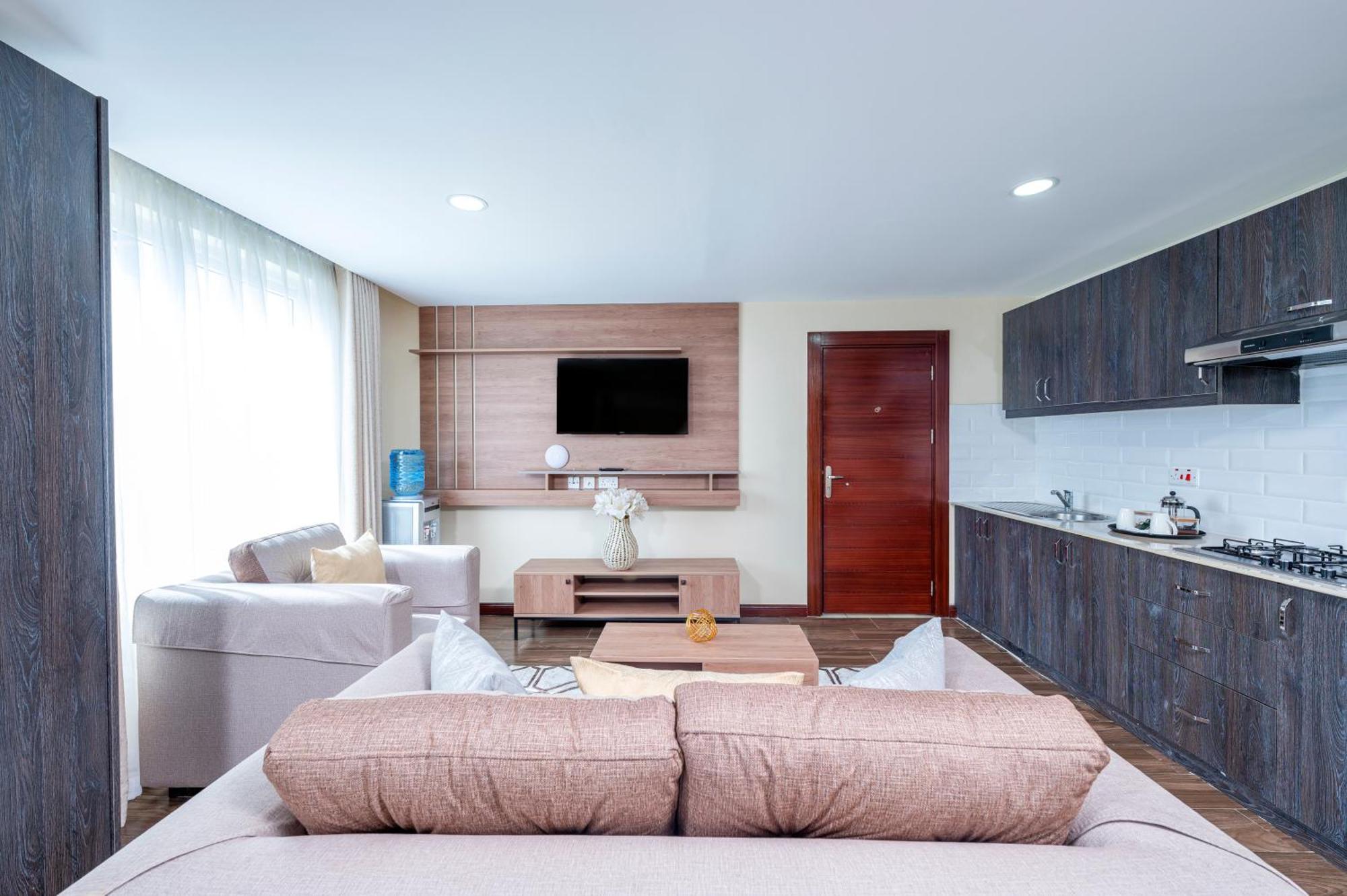 Roma Court Serviced Apartments Nairobi Exteriör bild